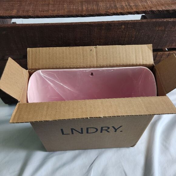 Lint Bin by LNDRY (Color Pink) Magnetic Laundry Plastic Lint Bin NEW - Picture 5 of 5